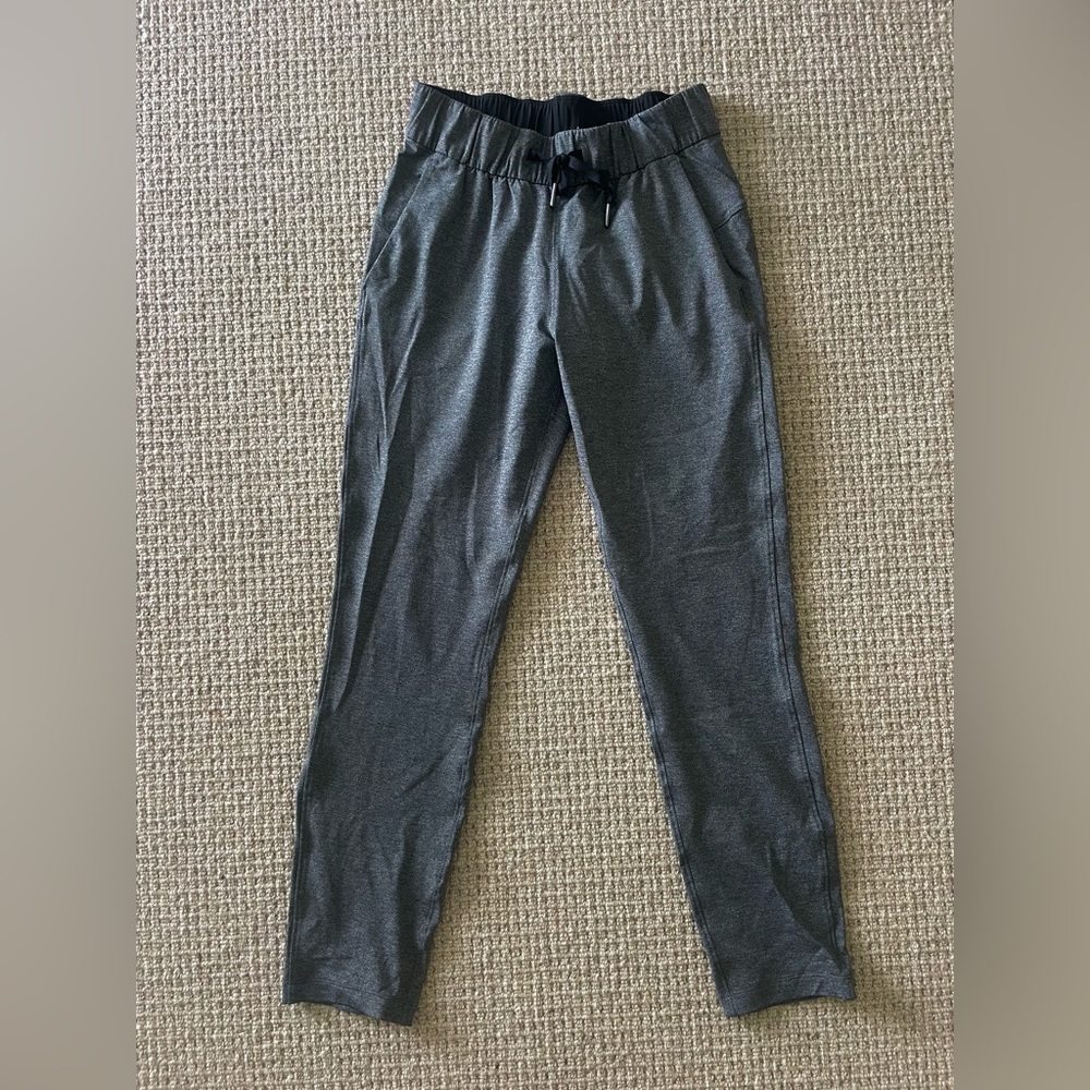 Lululemon athletic pants dark grey size 2 (I am normally size 4 but runs small)